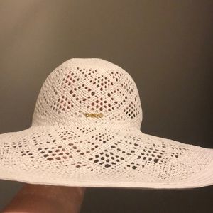 Bebe white floppy hat
